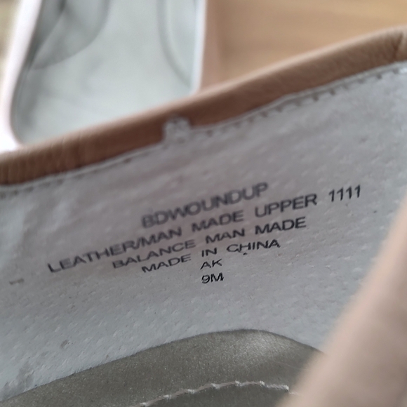 Bandolino Wound Up Ballerina Flats Sz 9M - Picture 7 of 8